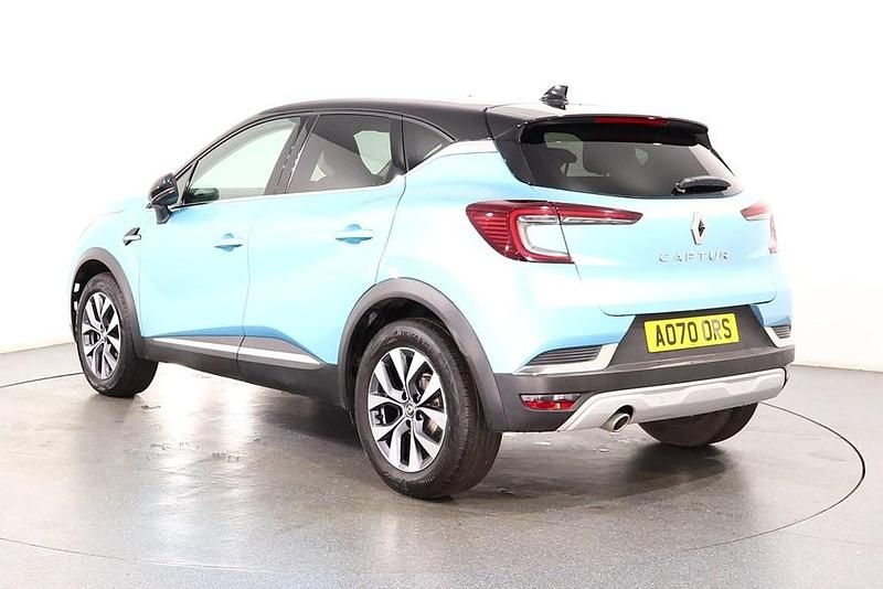 Second-hand Renault Captur Version S 130 CP (95 kW) 2020 Albastru SUV
