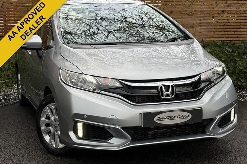 Used Honda Jazz SE 102 HP (75 kW) 2016 Silver Hatchback