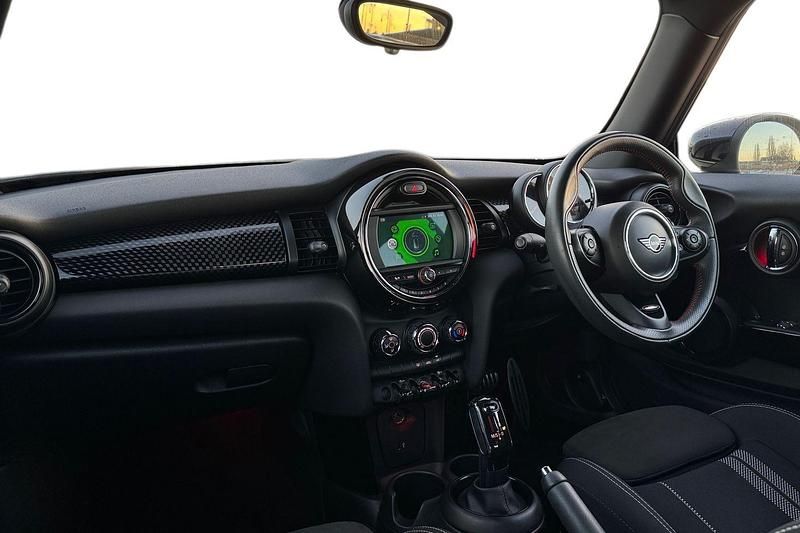 Used Mini Cooper S Sport 192 HP (141 kW) 2020 White Hatchback