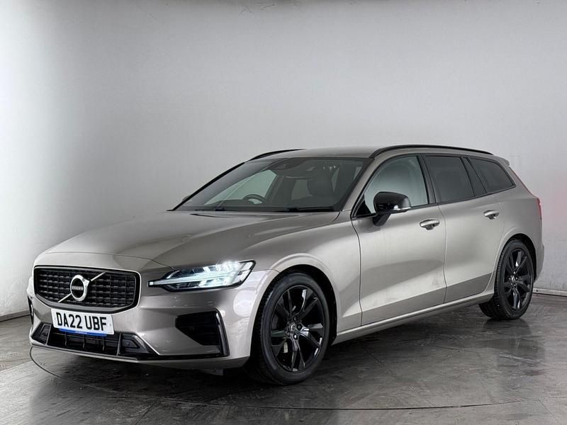 Begagnad Volvo V60 R-Design 197 HK (144 kW) 2021 Grå Kombi