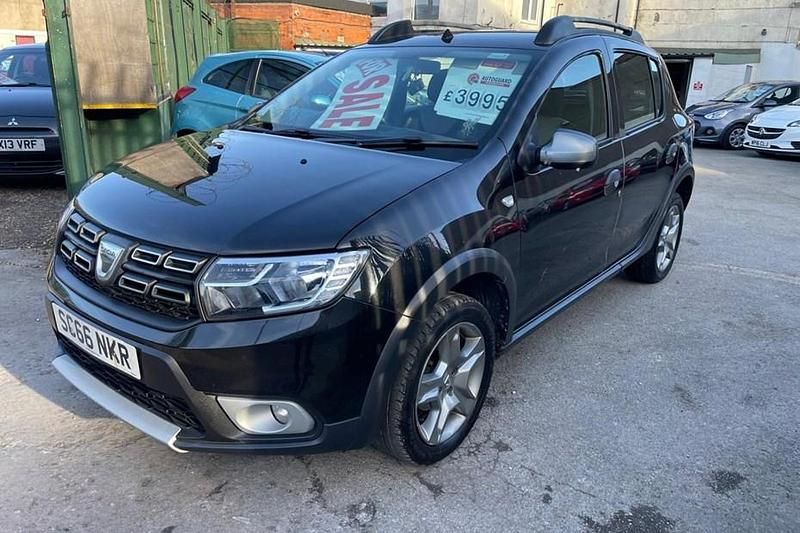 Used Dacia Sandero Ambiance 90 HP (66 kW) 2016