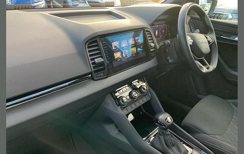 Used Skoda Karoq SportLine 150 HP (110 kW) 2025 Grey SUV