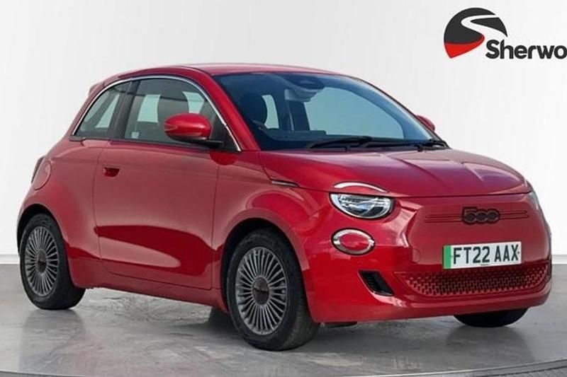 Used 2022 Fiat 500e Red Hatchback | £12,397 (Good price) - Image 1/1