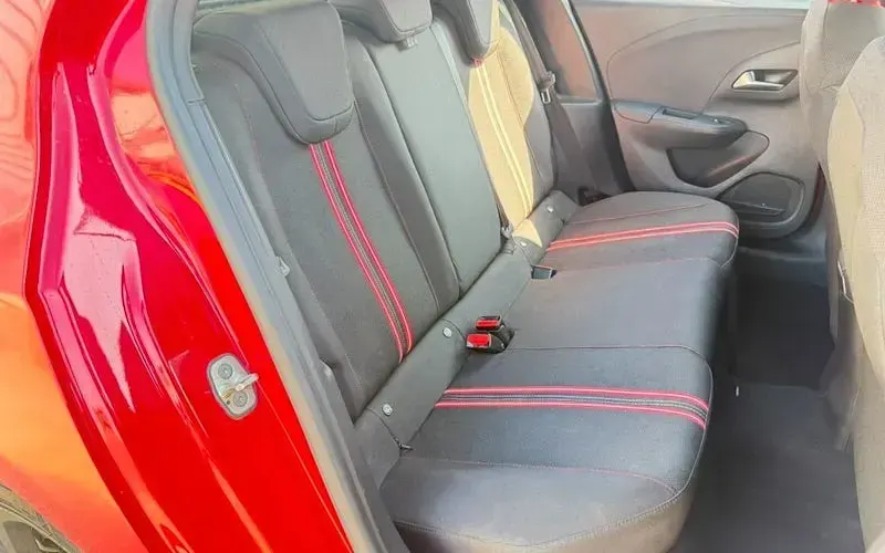 Used Vauxhall Corsa SRi 101 HP (74 kW) 2020 Red Hatchback
