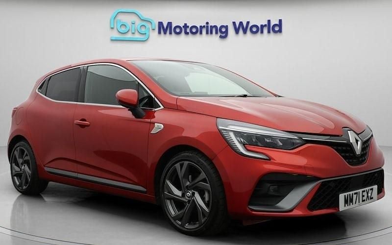 Used Renault Clio V RS Line 140 HP (102 kW) 2022 Red Hatchback