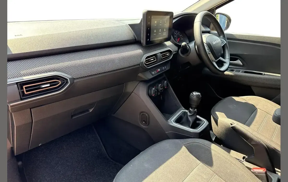 Used Dacia Sandero Expression 90 HP (66 kW) 2023 Orange Hatchback
