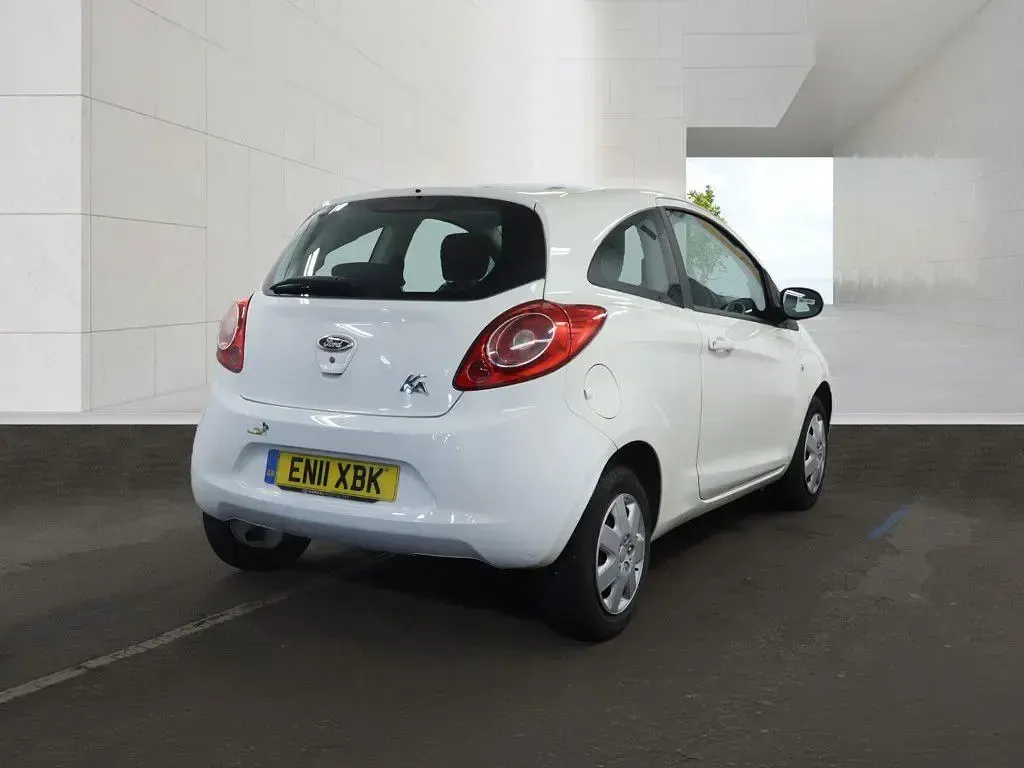 Used Ford Ka S 69 HP (50 kW) 2011 White Hatchback