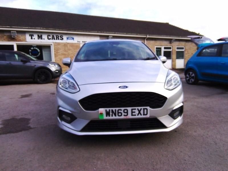 Used Ford Fiesta ST-Line X 100 HP (73 kW) 2019 Silver Hatchback