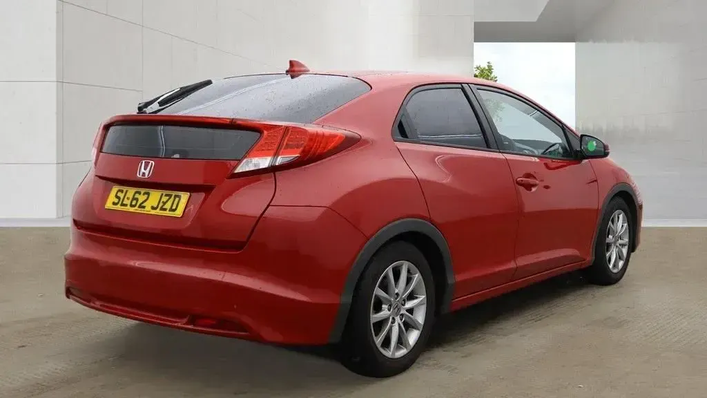 Used Honda Civic SE 150 HP (110 kW) 2012 Red Hatchback