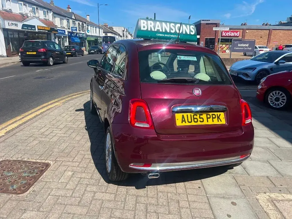 Used Fiat 500 Lounge 69 HP (50 kW) 2015 Red Hatchback