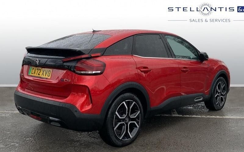 Used Citroën e-C4 Shine 100 kW (136 HP) 2022 Red Hatchback