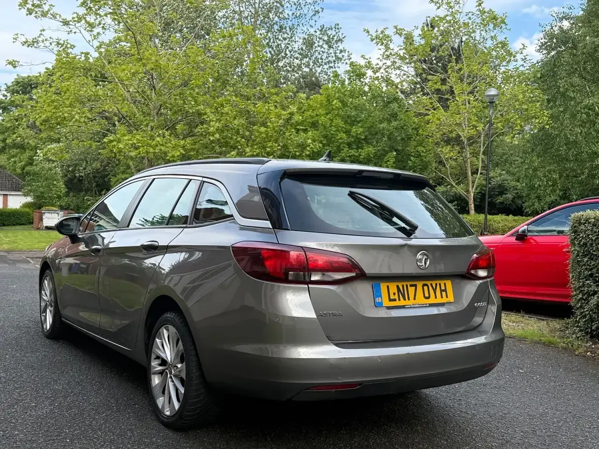 Used Vauxhall Astra 2017 Grey Estate