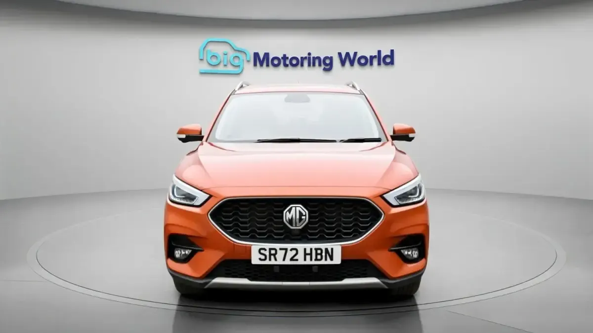 Usado MG ZS Exclusive 106 HP (77 kW) 2023 Laranja SUV