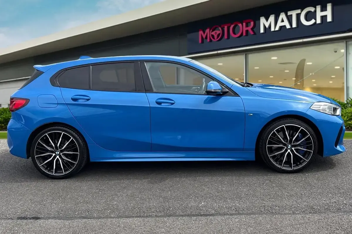 Used BMW 118 M Sport 2022 Blue Hatchback