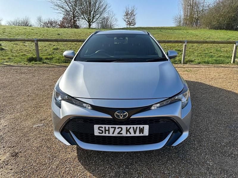 Begagnad Toyota Corolla 2023 Silver