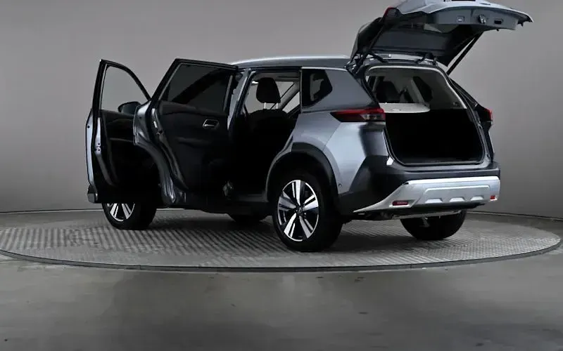 Used Nissan X-Trail Tekna 204 HP (150 kW) 2024 Grey SUV
