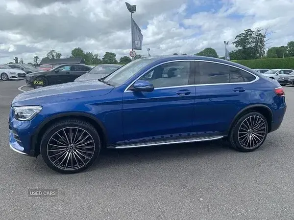 Used Mercedes GLC220 AMG line 2022 Blue SUV