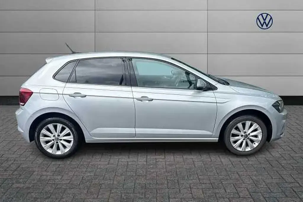 Used VW Polo Match 80 HP (58 kW) 2021 Silver Hatchback