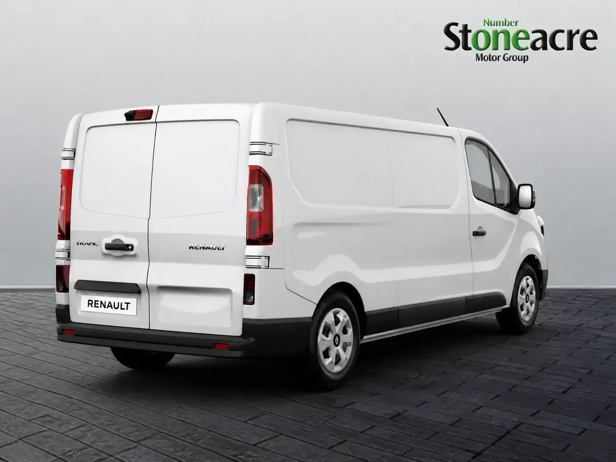 Used Renault Trafic 2026 White MPV
