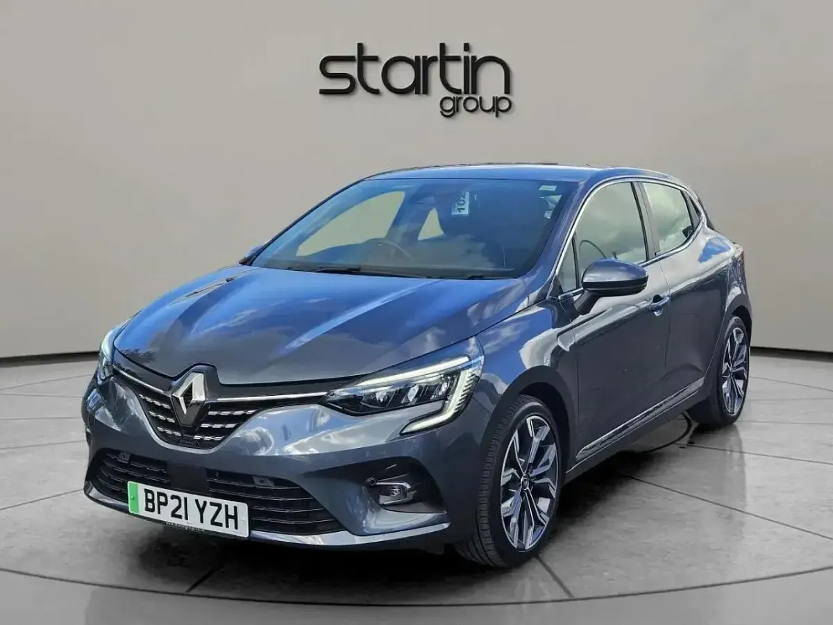 Usado Renault Clio V Version S 138 HP (101 kW) 2021 Cinzento