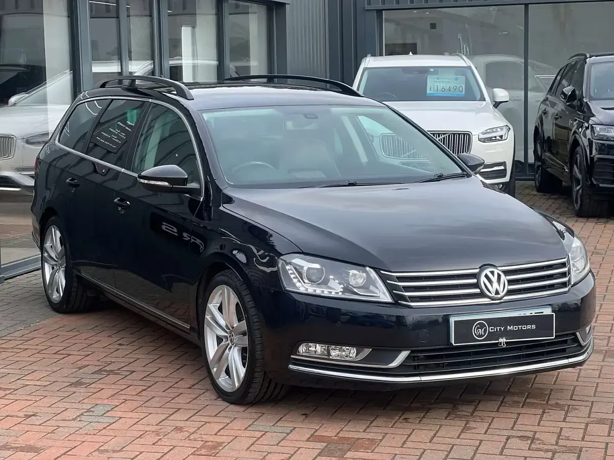 Used VW Passat Executive 177 HP (130 kW) 2014 Black Estate