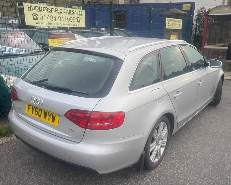 Used Audi A4 143 HP (105 kW) 2010 Silver Estate