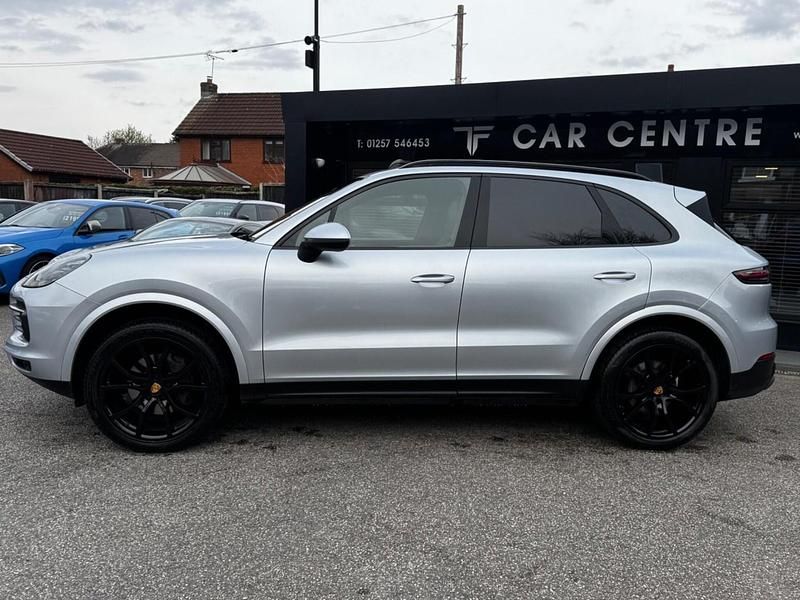 Used Porsche Cayenne 340 HP (250 kW) 2019 Silver SUV