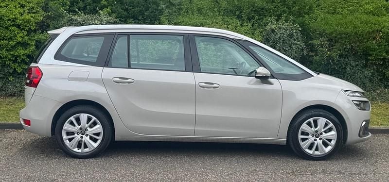 Used Citroën Grand C4 Picasso Feel 120 HP (88 kW) 2016 Beige MPV