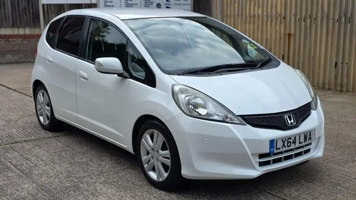Second-hand Honda Jazz ES 99 CP (72 kW) 2014 Alb Hatchback