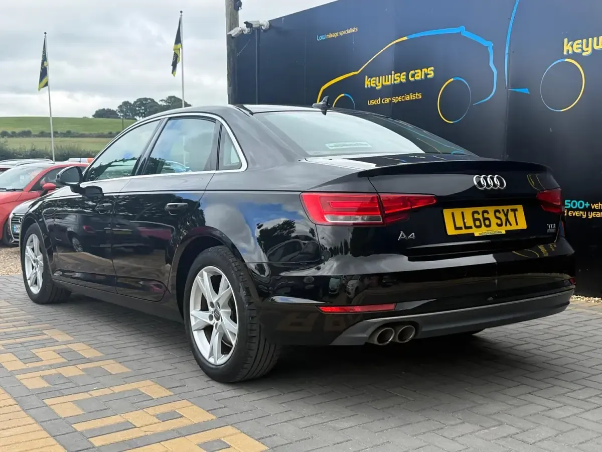 Used Audi A4 Sport 190 HP (139 kW) 2016 Black Sedan