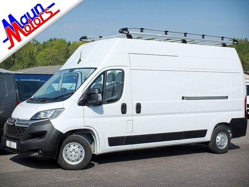 White Used 2023 Citroën Relay Van | £18,995 (Fair price) - Image 1/4