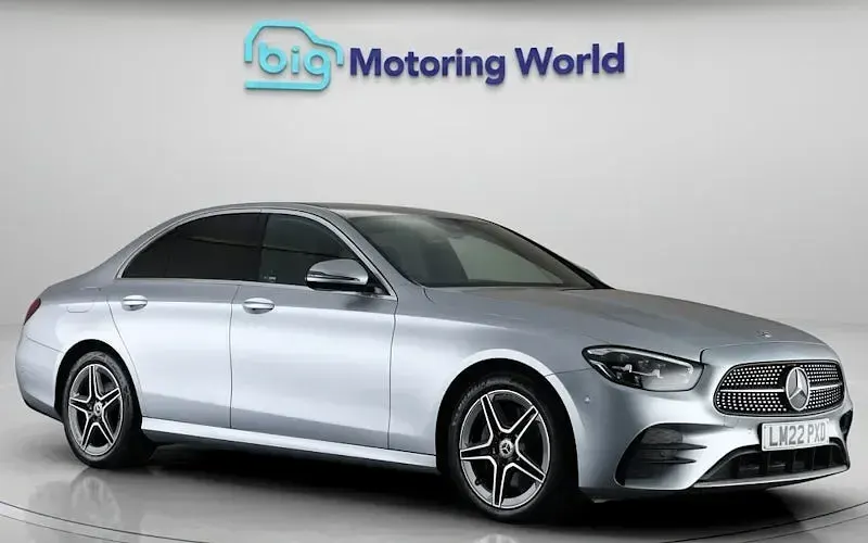 Used Mercedes E200 AMG line 200 HP (147 kW) 2023 Sedan