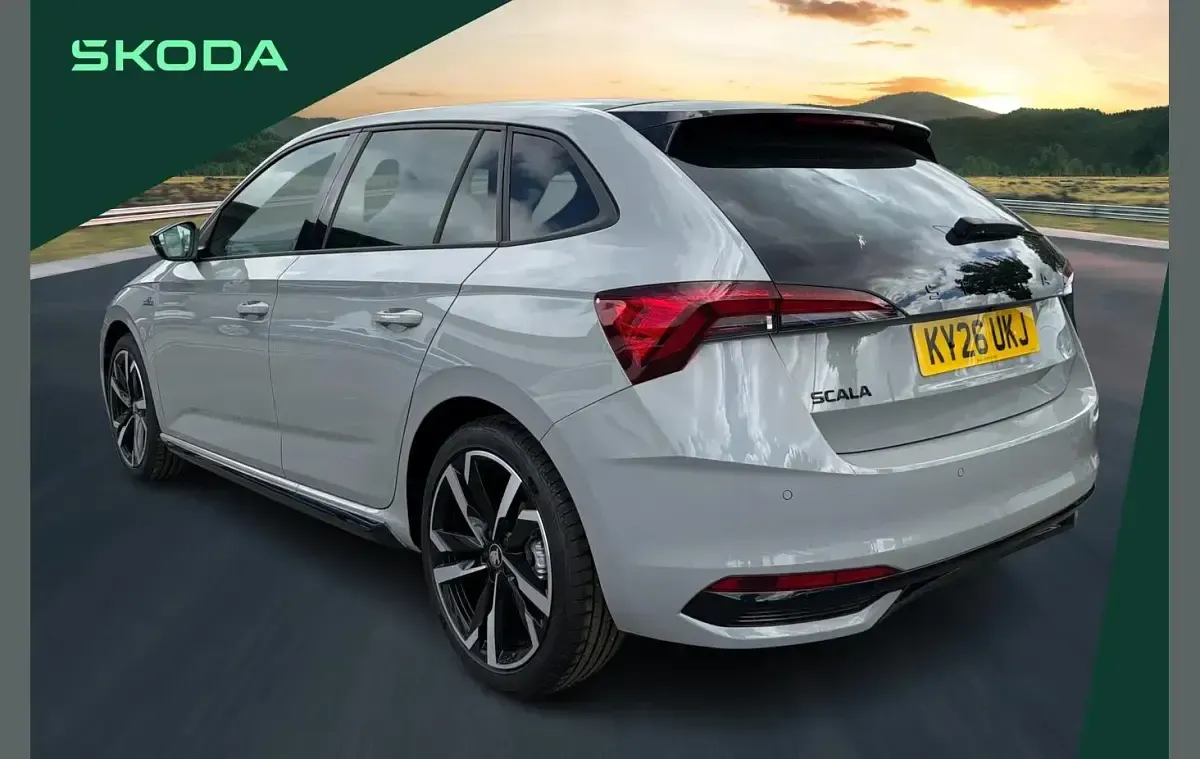 Nuevo Skoda Scala Monte Carlo 115 CV (84 kW) 2026 Gris Utilitario