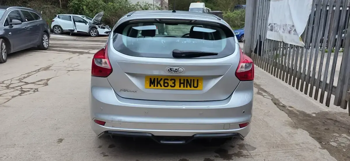 Used Ford Focus Zetec 2013 Silver Hatchback