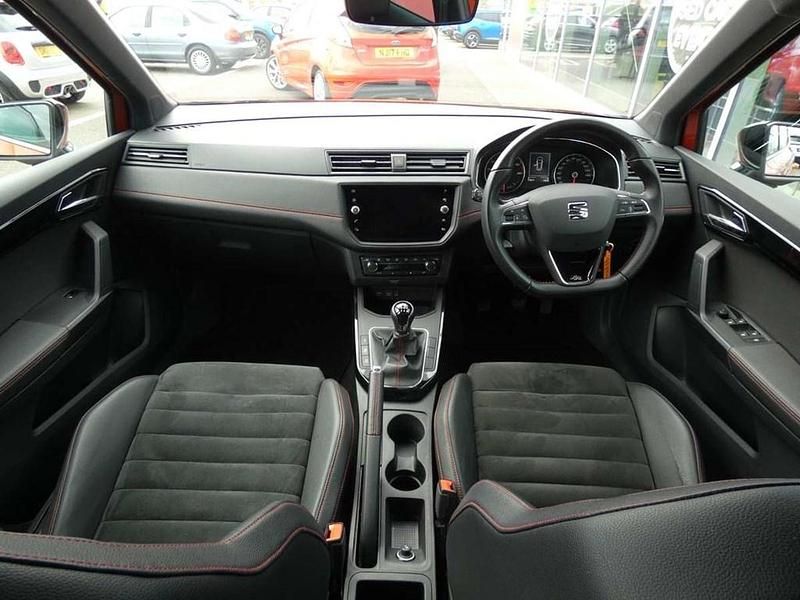 Used Seat Arona FR Sport 113 HP (83 kW) 2018 Orange SUV