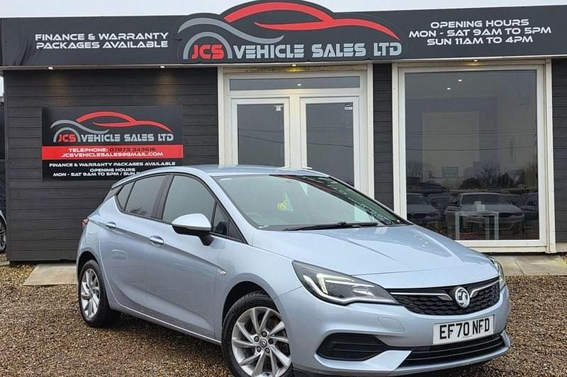 Used Vauxhall Astra 105 HP (77 kW) 2020 Silver Hatchback