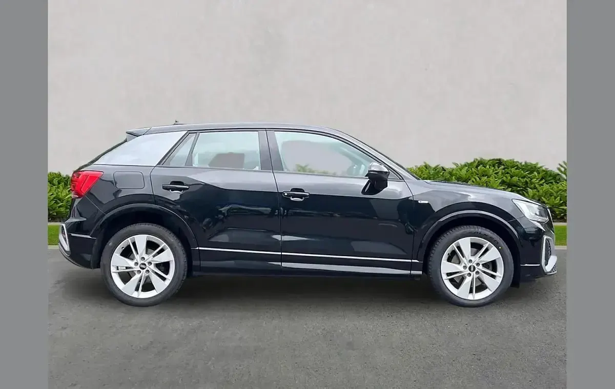 Used Audi Q2 S-Line 150 HP (110 kW) 2021 Black SUV