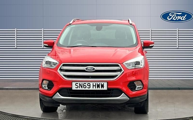 Used Ford Kuga Titanium X 182 HP (133 kW) 2019 Red SUV