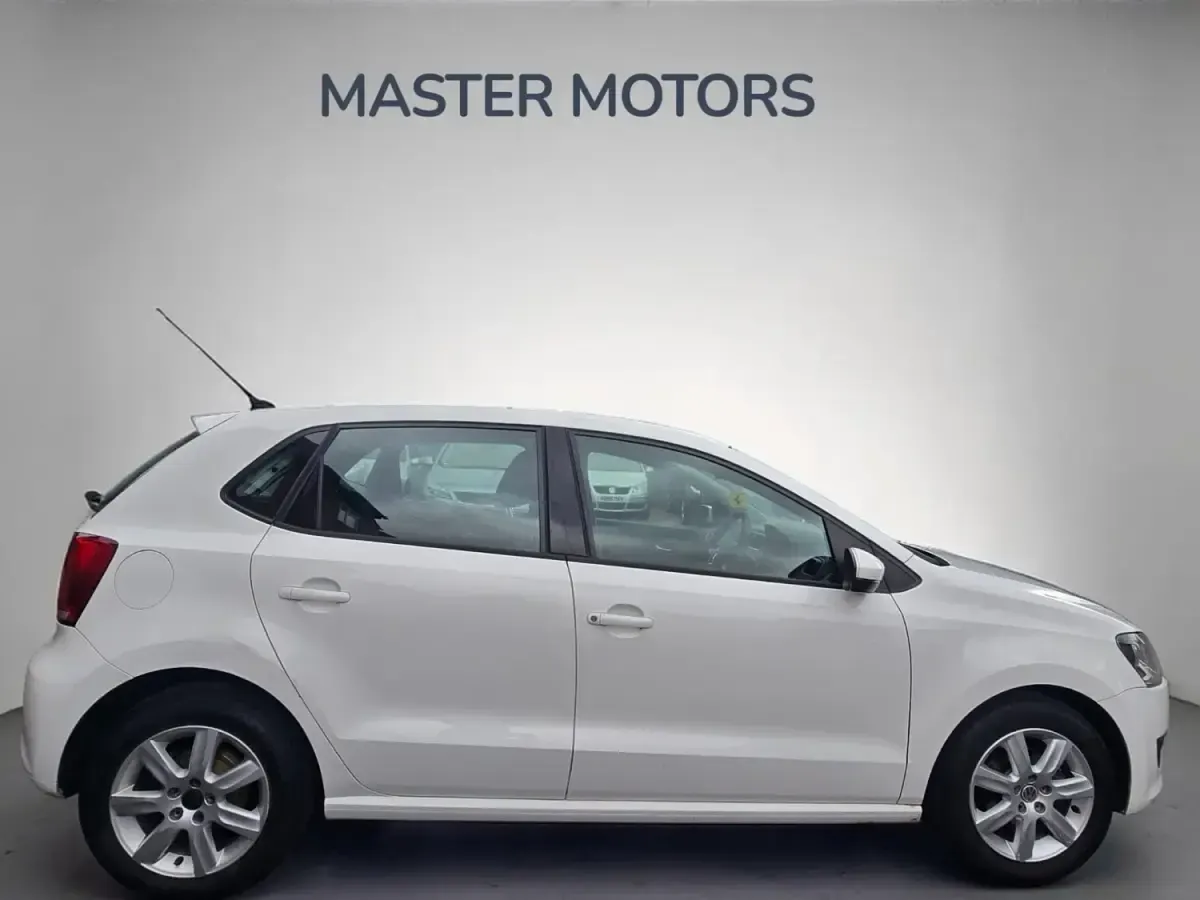 Usado VW Polo SE 2011 Blanco Utilitario