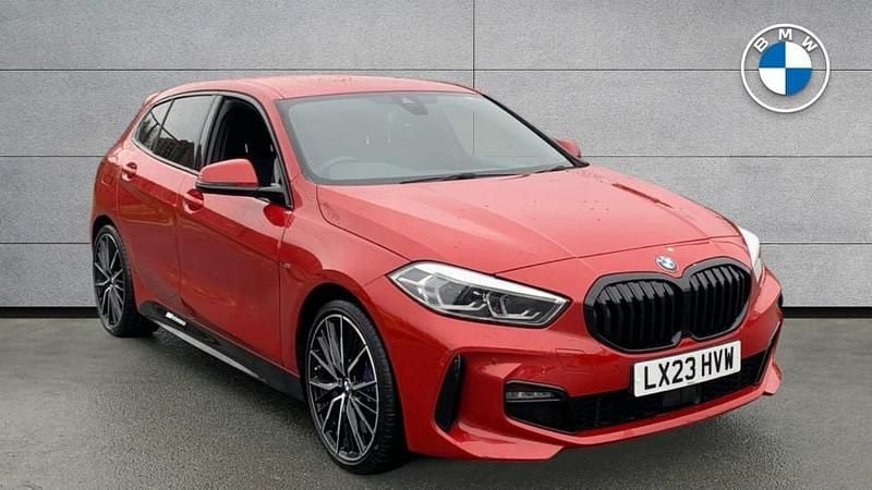 Used BMW 118 M Sport 134 HP (98 kW) 2023 Red Hatchback