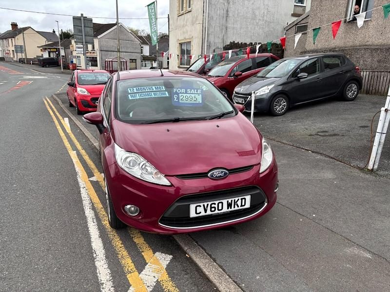 Used Ford Fiesta Titanium 2010 Red Hatchback