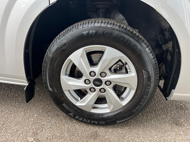 Used Ford Transit Custom Limited 136 HP (100 kW) 2024 Silver Van