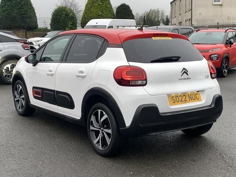 Used Citroën C3 Shine 102 HP (75 kW) 2022 White Hatchback