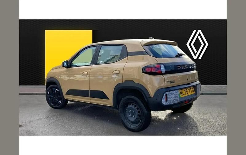 New Dacia Spring Extreme 47 kW (65 HP) 2025 Beige Hatchback