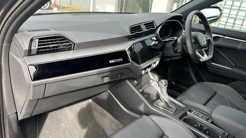 New Audi Q3 Black Edition 150 HP (110 kW) 2025 Grey SUV