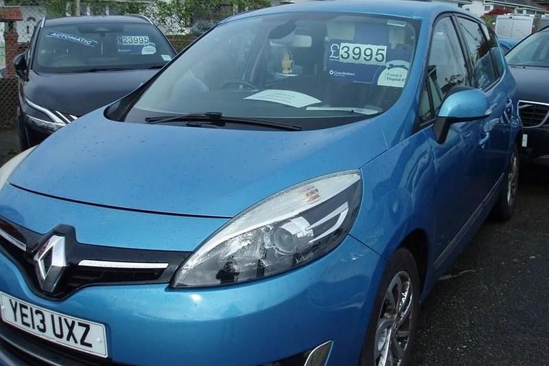 Used Renault Grand Scénic III Dynamique 2013 Blue MPV