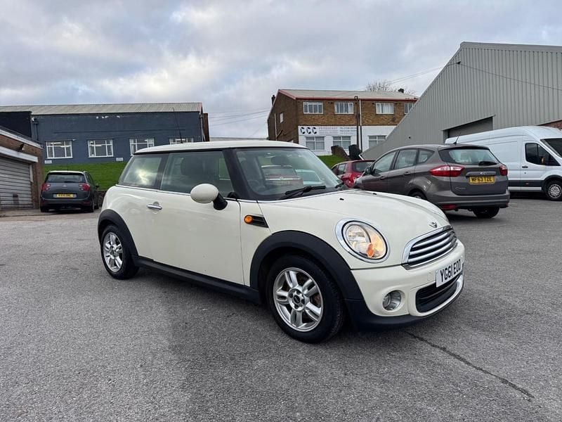 Used Mini ONE Hatch 2011 White Hatchback