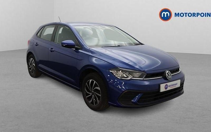 Used 2025 VW Polo Life Hatchback | £14,999 (Good price) - Image 1/4