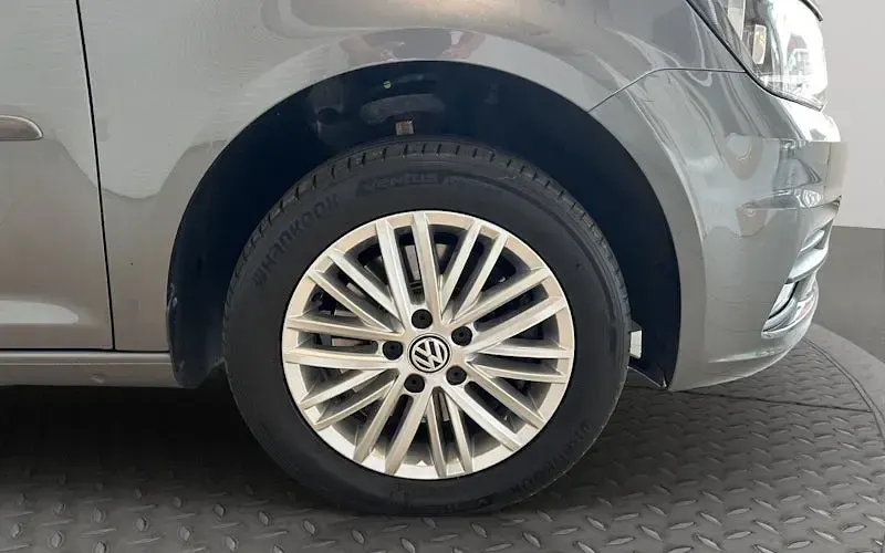 Used VW Caddy 102 HP (75 kW) 2019 Grey MPV