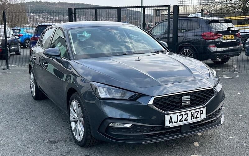 Used Seat Leon SE Dynamic 110 HP (80 kW) 2022 Grey Hatchback